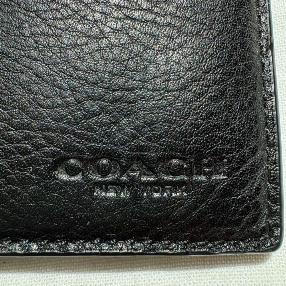 Coach Black Pebbled Leather Men's Bifold Wallet